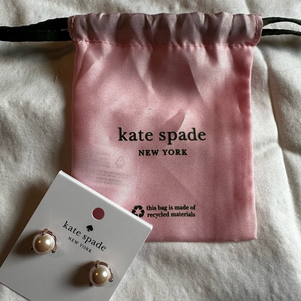 NWT! Kate Spade Rise And Shine Pearl Studs in Blush/ Rose Gold - Picture 5 of 7